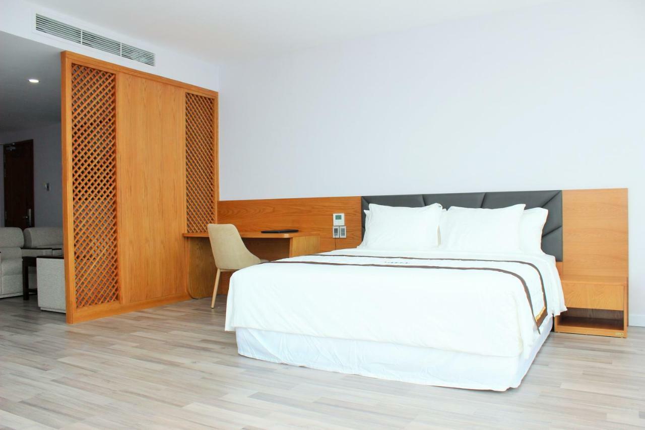 Sky Hotel Hong Ngu Kültér fotó
